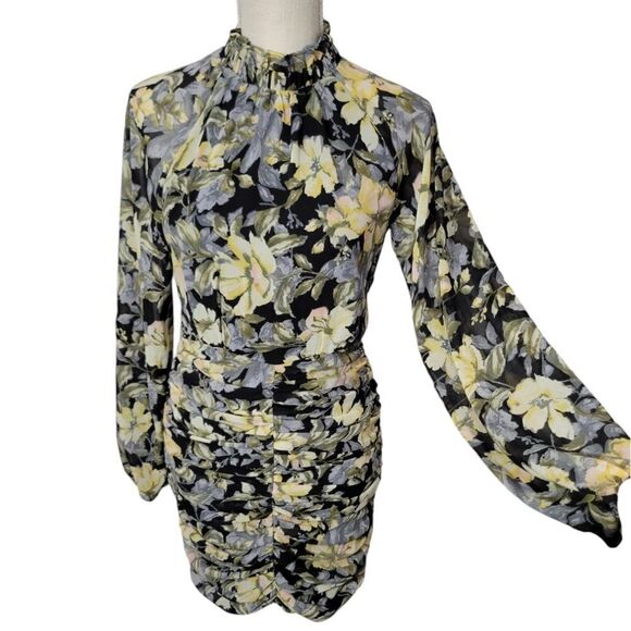 Fate NWT floral ruched dress - Picture 1 of 13